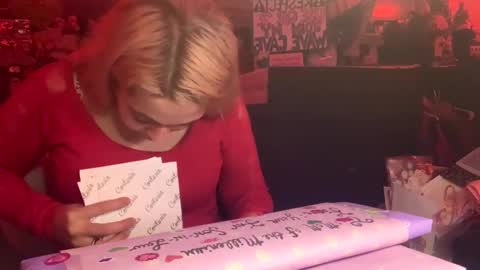 Snapshot of highnesscanna chatting on 12.19.24 HiGHNESS CANNA online show from 12.19.24