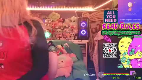 Snapshot of highnesscanna chatting on 12.30.24 HiGHNESS CANNA online show from 12.30.24