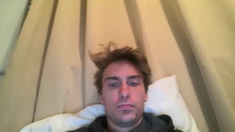 Snapshot of highvolatageusa chatting on 02.01.26 Drake online show from 02.01.26