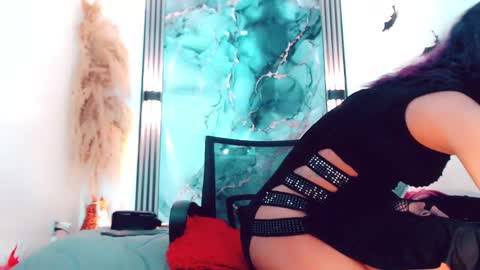 Hilary Avilan online show from 09.13.25