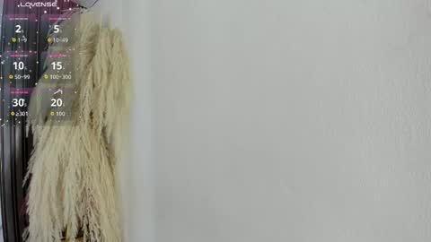 Hilary Thomsom online show from 02.03.26