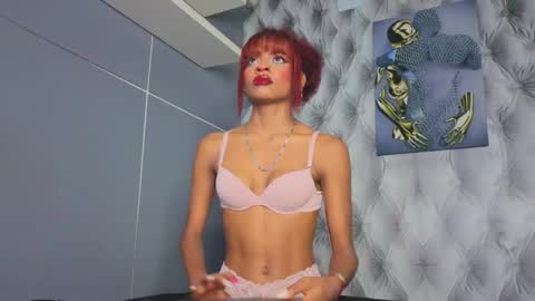  Hillary  online show from 09.18.25