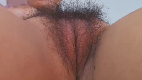 Snapshot of hillary_jones chatting on 09.23.25 sarah online show from 09.23.25