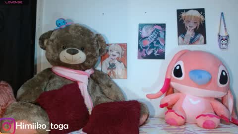 Snapshot of himiiko_toga chatting on 12.20.25 Himiiko online show from 12.20.25