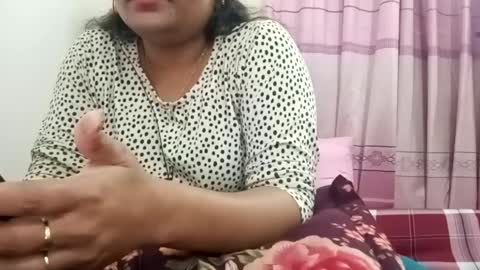 himuhimu22 online show from 02.05.25