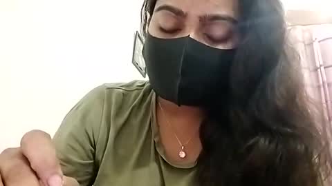 himuhimu22 online show from 12.15.25