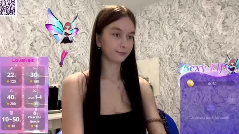 Snapshot of hinadesire chatting on 05.19.26 Hina online show from 05.19.26