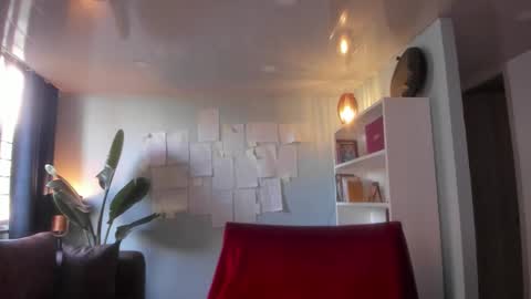 Hinnata online show from 09.17.25