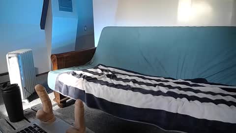 Snapshot of hippiezen chatting on 02.09.25 Hippie Jijm online show from 02.09.25