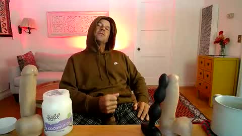 Snapshot of hippiezen chatting on 05.15.26 Hippie Jijm online show from 05.15.26