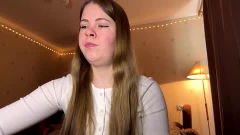 I am Amy ntmu Lets hit 10 Thumbs Up together online show from 03.02.26