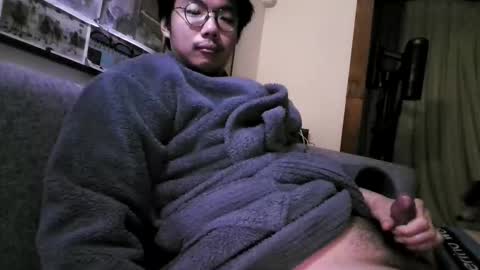 Snapshot of hirvirdish chatting on 04.14.26 Taick online show from 04.14.26