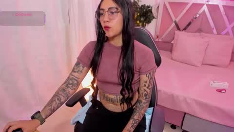  hisis  online show from 10.11.25