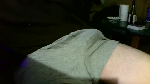 Snapshot of hlavoe33 chatting on 11.16.25 Hlavoe online show from 11.16.25