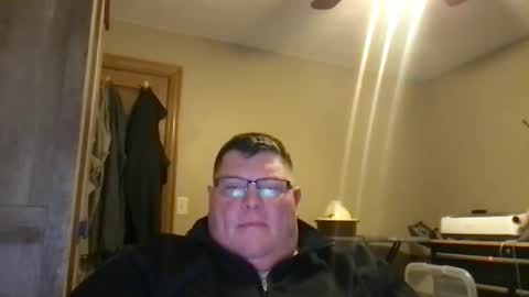 Snapshot of hmmtat chatting on 12.17.24 hmmtat online show from 12.17.24