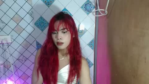 Snapshot of hoelyaurora chatting on 02.24.26 Aurora3 online show from 02.24.26