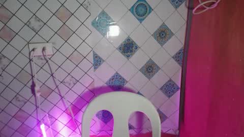 Laylia3 online show from 02.19.26