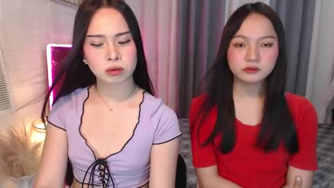 Snapshot of hoelymolly chatting on 03.22.26 hoelymolly online show from 03.22.26