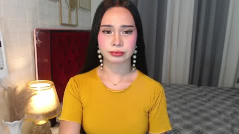 Snapshot of hoelymolly chatting on 04.08.26 hoelymolly online show from 04.08.26