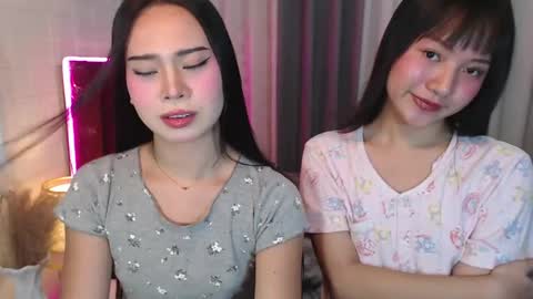 Snapshot of hoelymolly chatting on 04.11.26 hoelymolly online show from 04.11.26