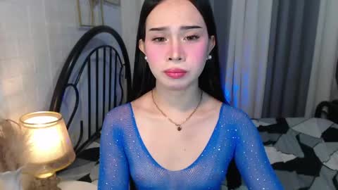 hoelymolly online show from 05.14.26