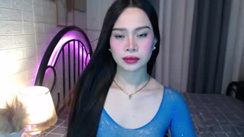 Snapshot of hoelymolly chatting on 07.07.26 hoelymolly online show from 07.07.26