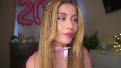 Moni Monica online show from 05.27.26