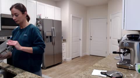 Holi Hurricane online show from 01.09.26