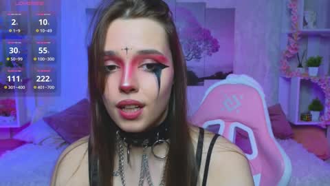 Snapshot of hollisbelch chatting on 12.09.24 Lux online show from 12.09.24