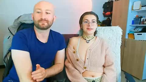 Holly and Honey online show from 04.06.26
