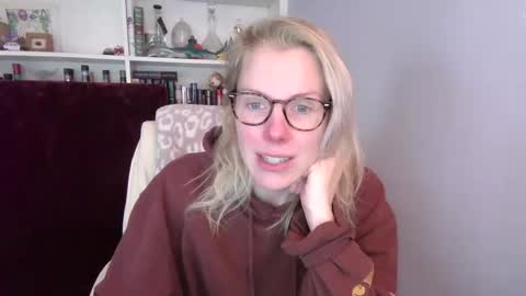 holly_bourbon online show from 03.13.26