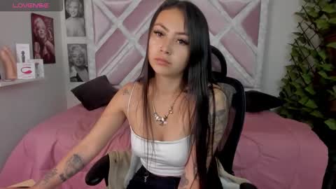 Holly online show from 12.16.25