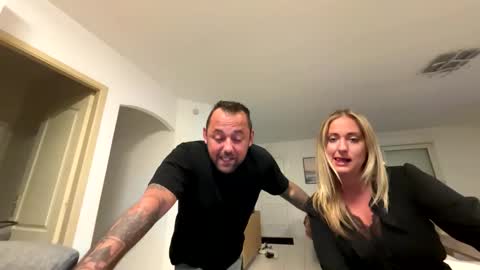 Snapshot of hollyandelon chatting on 02.03.26 hollyandelon online show from 02.03.26