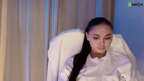 hollyextra online show from 02.08.25