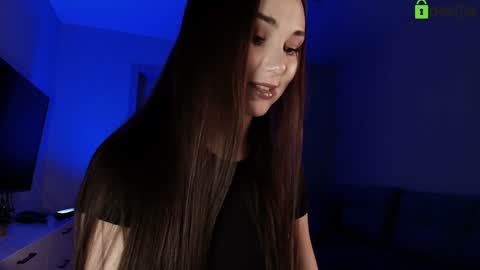 hollyextra online show from 01.12.26