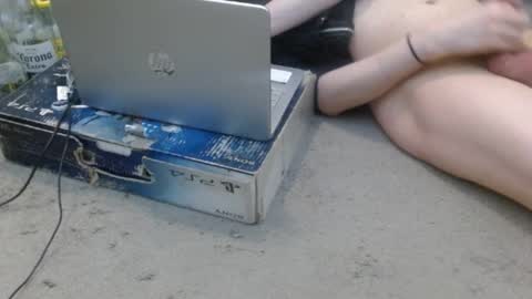 Holly Hawkes online show from 02.11.25