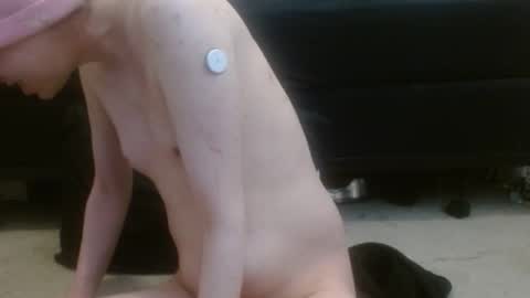 Holly Hawkes online show from 11.30.25