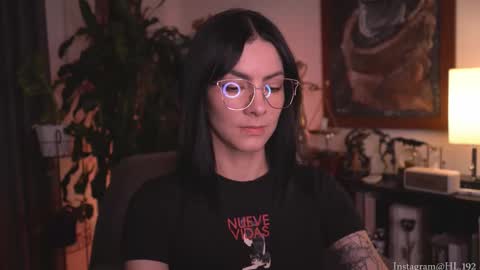 Snapshot of hollylinder_ chatting on 09.25.25 Holly Linder online show from 09.25.25