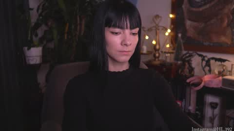 Holly Linder online show from 12.14.25