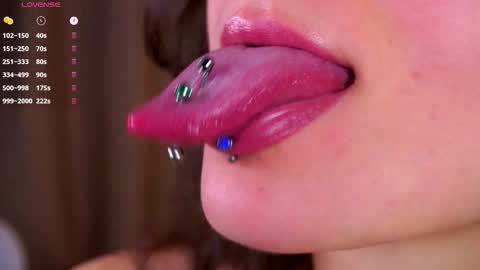 Delly online show from 10.30.25