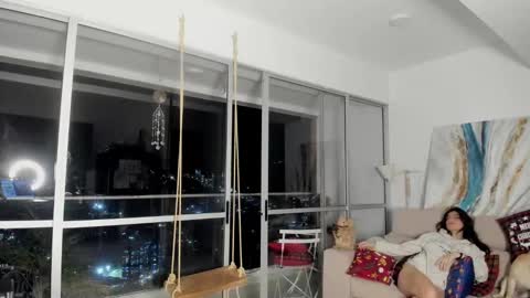 Snapshot of hollyshit_ chatting on 12.11.24 hollyshit_ online show from 12.11.24