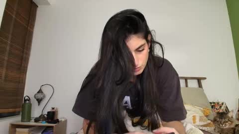 hollyshit_ online show from 02.08.26