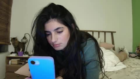 hollyshit_ online show from 04.08.26