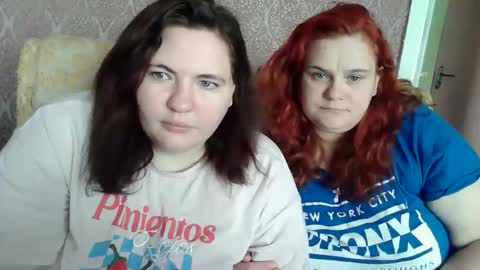 HollyXEva online show from 04.08.26