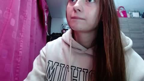 Snapshot of holy_juli2 chatting on 03.03.26 Juli online show from 03.03.26