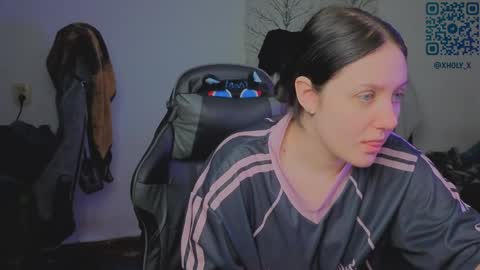 Snapshot of holy_kveta chatting on 05.23.26 Kviki online show from 05.23.26