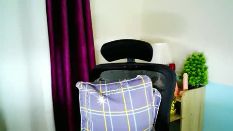 holy_maxine online show from 02.03.26