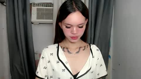 holy_maxine online show from 05.30.26