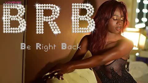 Holly online show from 02.04.25