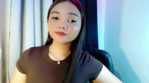 Snapshot of holy_shine chatting on 02.18.26 Bella online show from 02.18.26